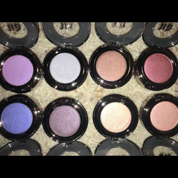New Urban Decay Eyeshadow (some limited edition) - Picture 3 of 4
